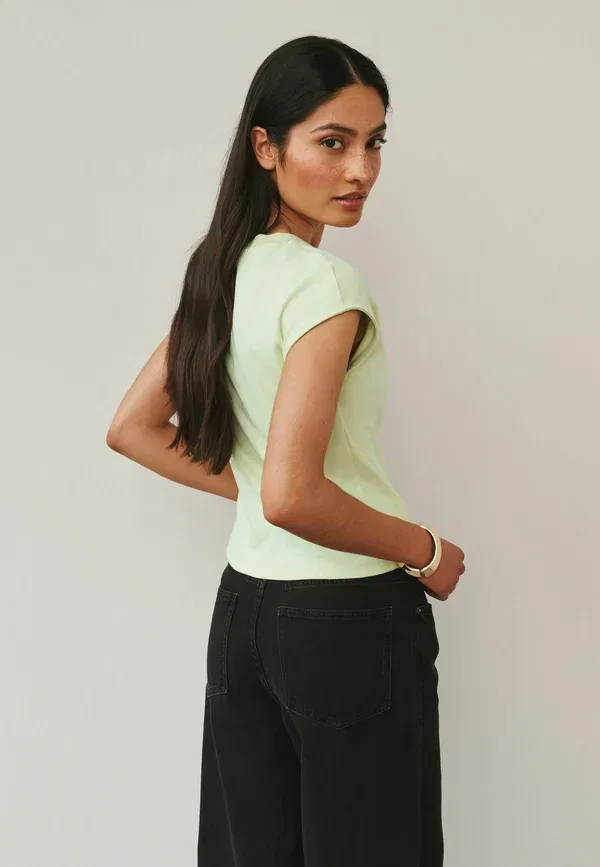 Футболка хлопковая Capped sleeve crew neck Next, lime green, зеленый — фото 3
