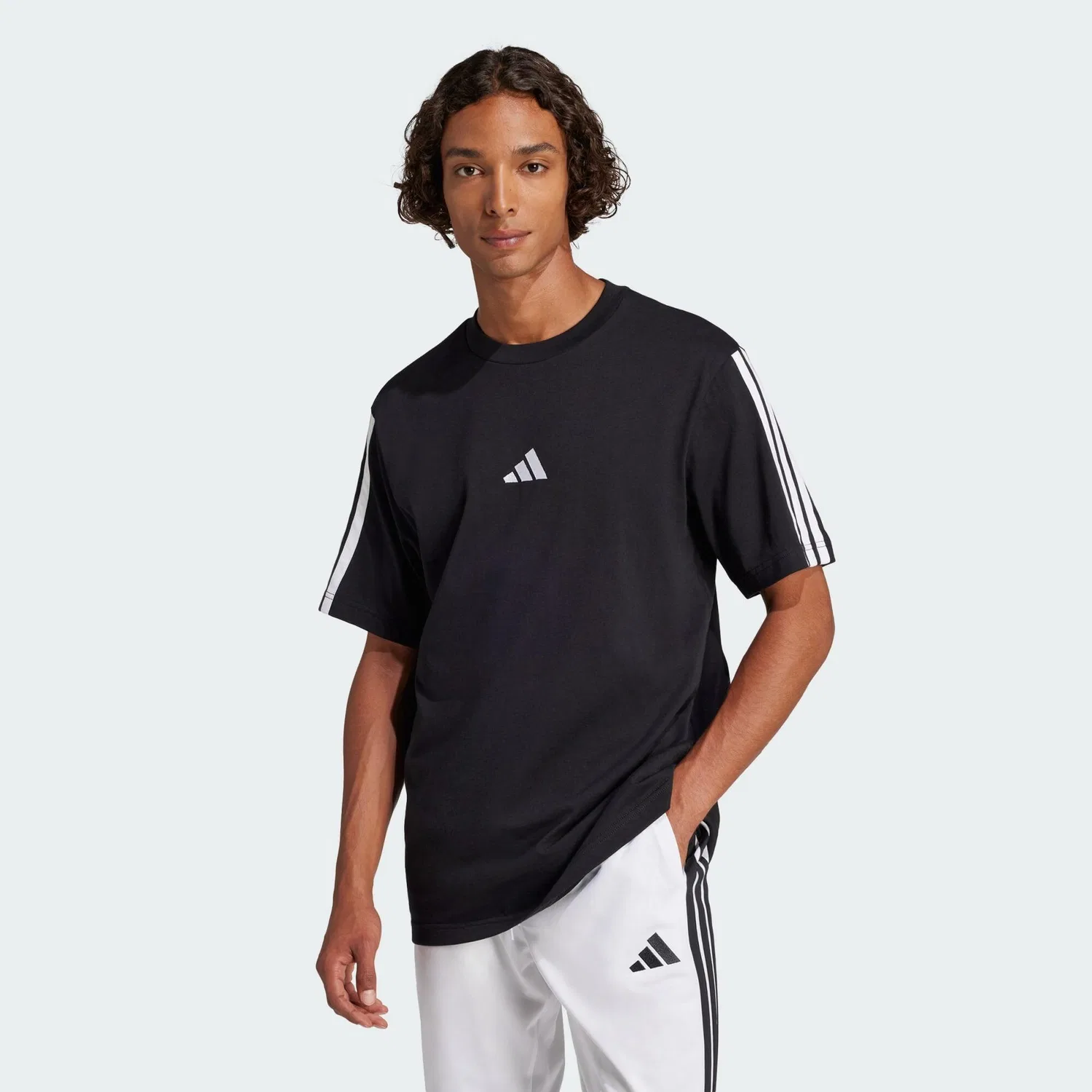 Мужская футболка с принтом Essentials 3-Streifen Single Jersey T-Shirt Adidas, Schwarz Weiss Schwarz — фото 2