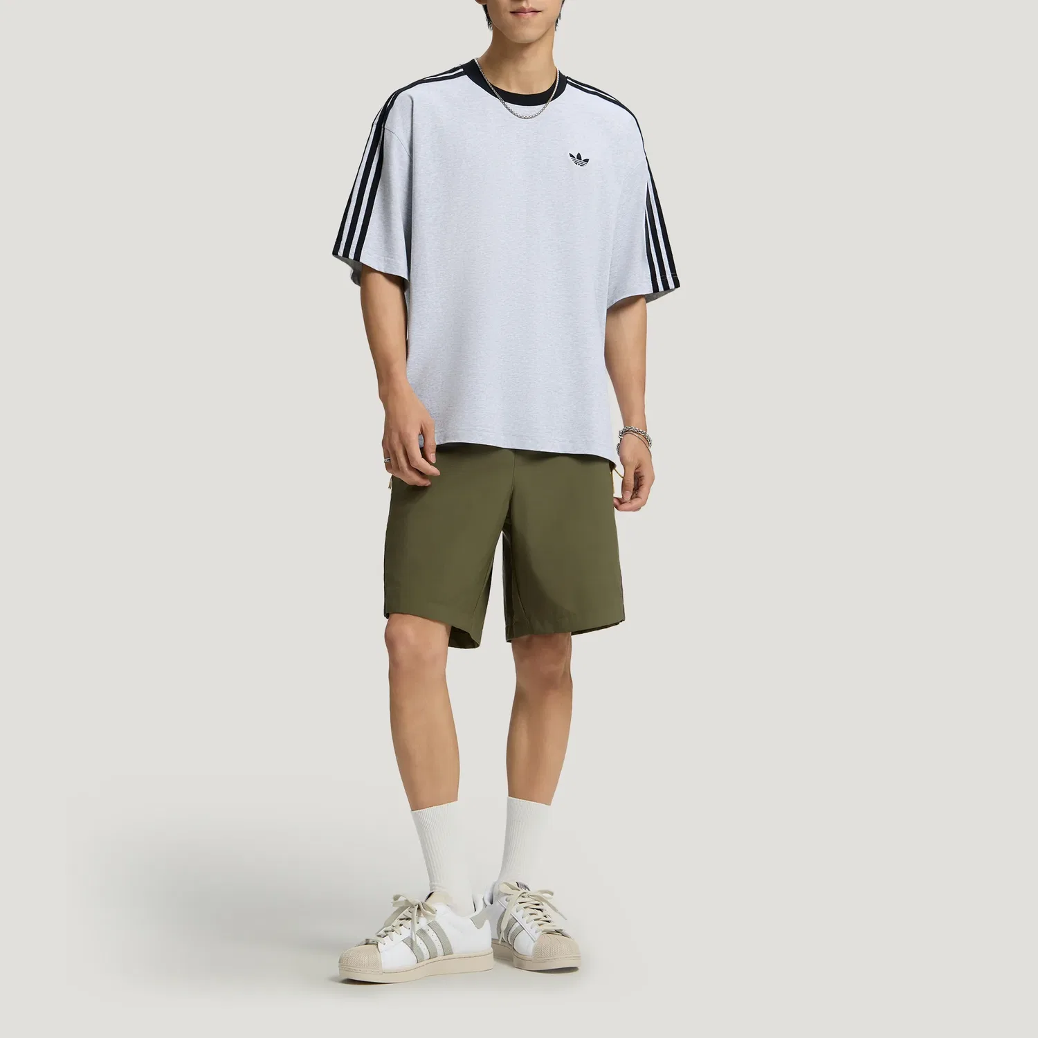 Мужская футболка хлопковая Adidas Originals, Light Heather Gray — фото 4