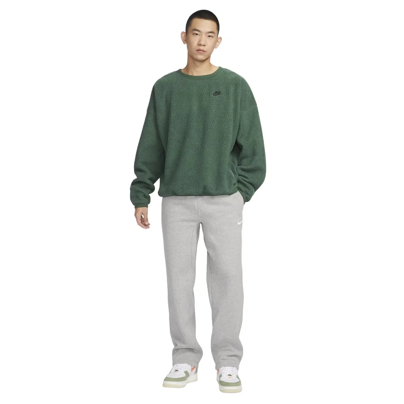 Свитшот утепленный Club Fleece Winterized Crew Nike, темно-зеленый — фото 3
