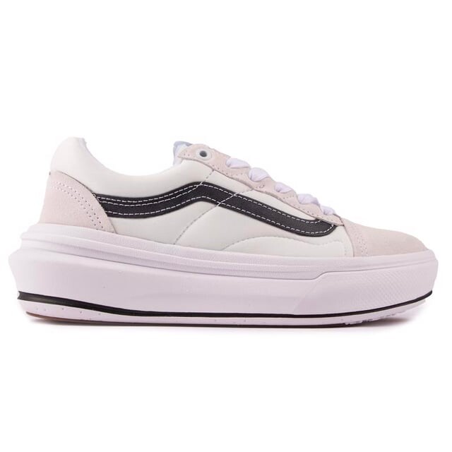 

Олдскул поверх кроссовок Vans, белый