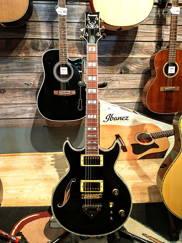 

Ibanez AR520H Исполнитель AR520H-BK Artist