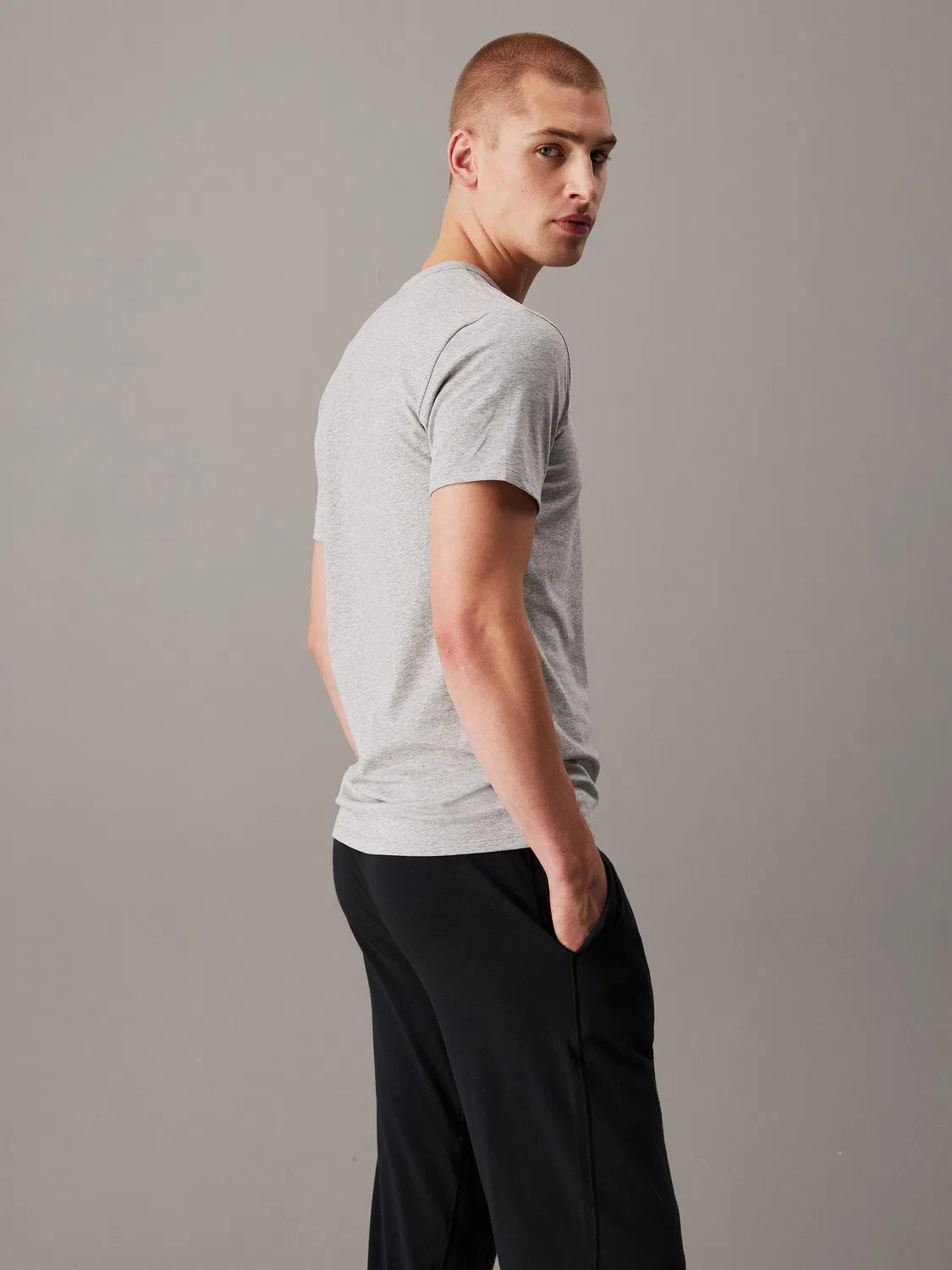 Футболка Calvin Klein, 3 шт, черный/белый/серый — фото 4