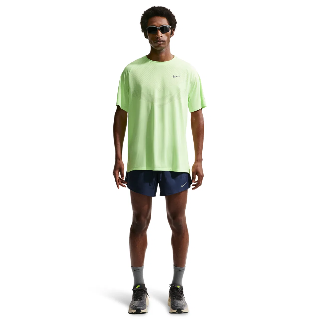 Мужские шорты для бега с принтом Nike Dri-FIT Stride 2in1 5" Shorts, Midnight Navy/Reflective Silver — фото 4