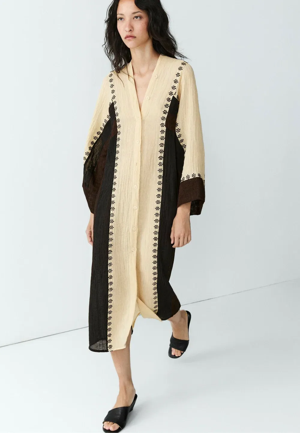 Платье-Кафтан из смесовой льняной ткани с вышивкой - платье-рубашка Massimo Dutti, Dark Brown — фото 4
