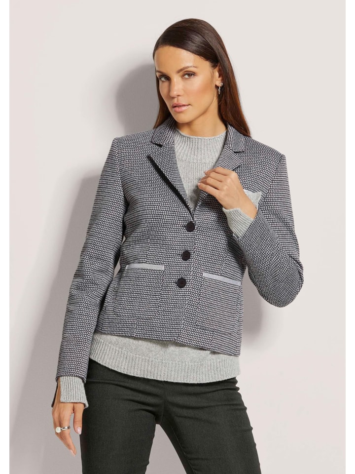 

MADELEINE Короткий блейзер из фактурного трикотажа серо-бежевого цвета / цвета слоновой кости / меланжевого оттенка