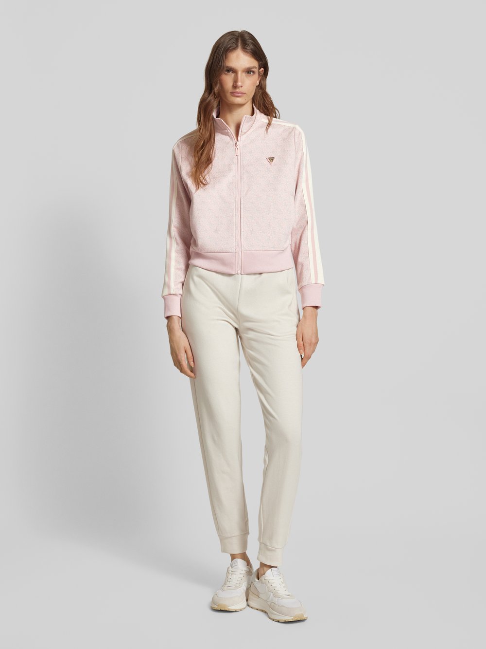 

Толстовка с застежкой-молнией Guess Activewear, розовый