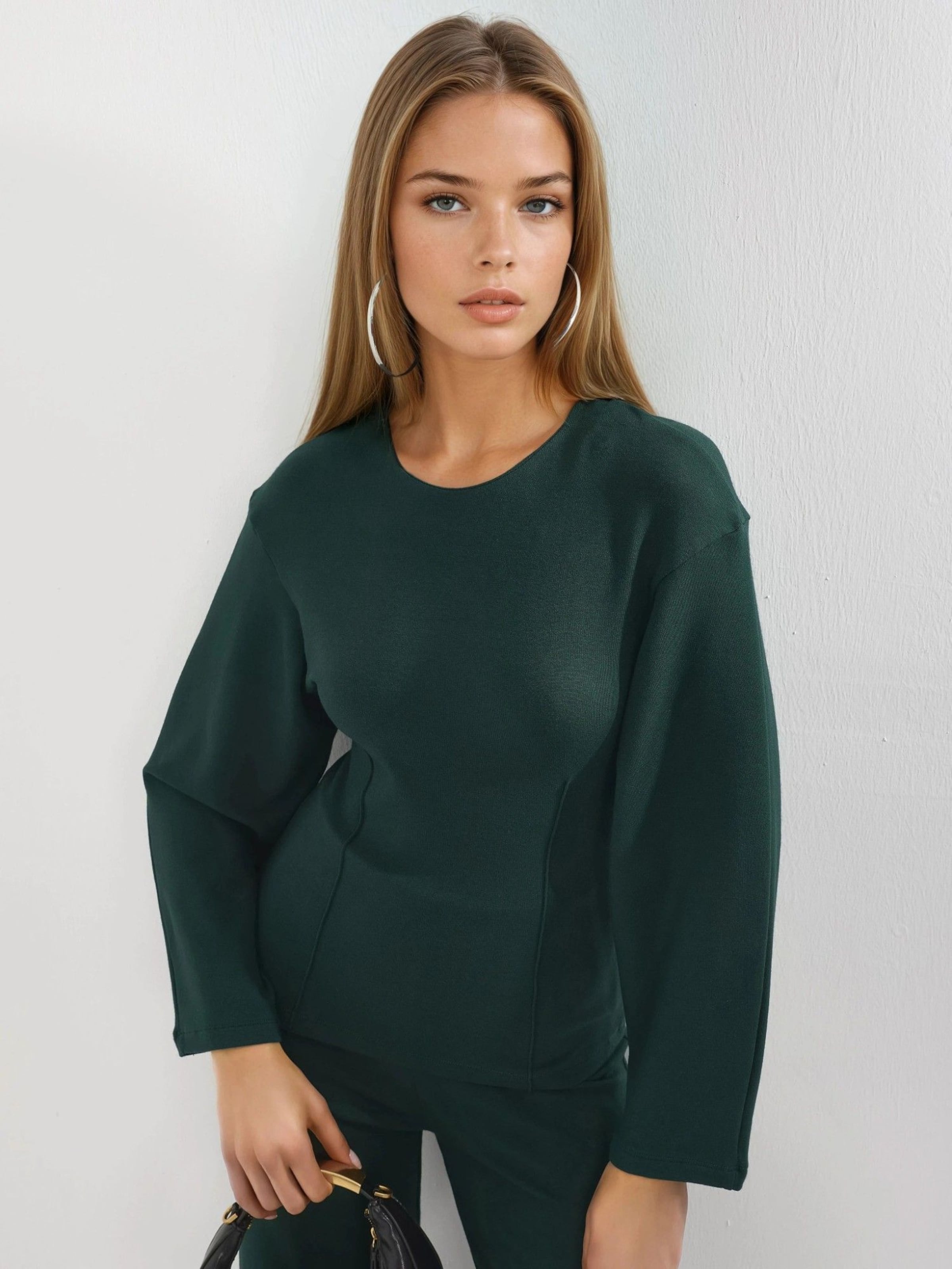 

Busem Блузка в темно-зеленом цвете