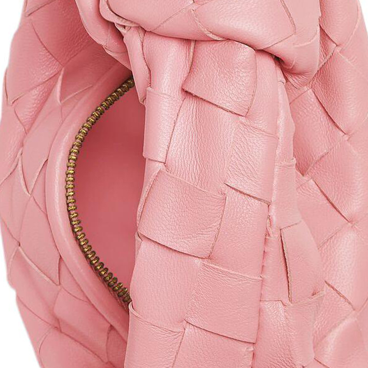 Bottega Veneta Сумка из овчины с лентой розовая — фото 4