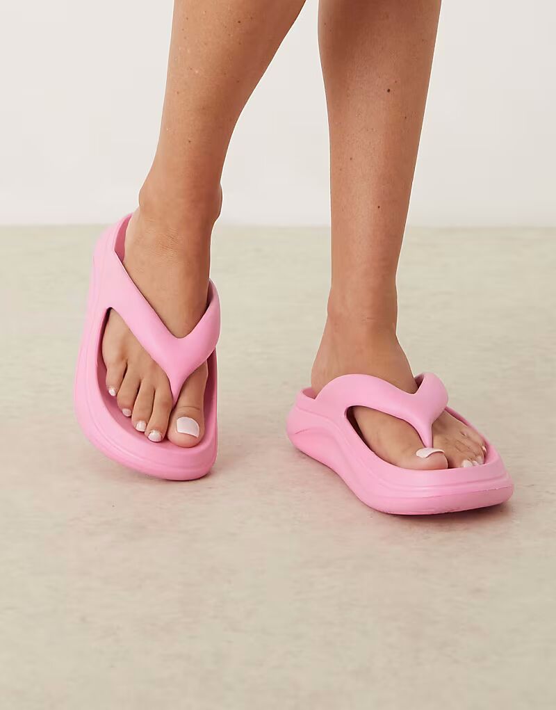 Шлепанцы-слайдеры ASOS DESIGN Fudge на толстой подошве розового цвета — фото 4