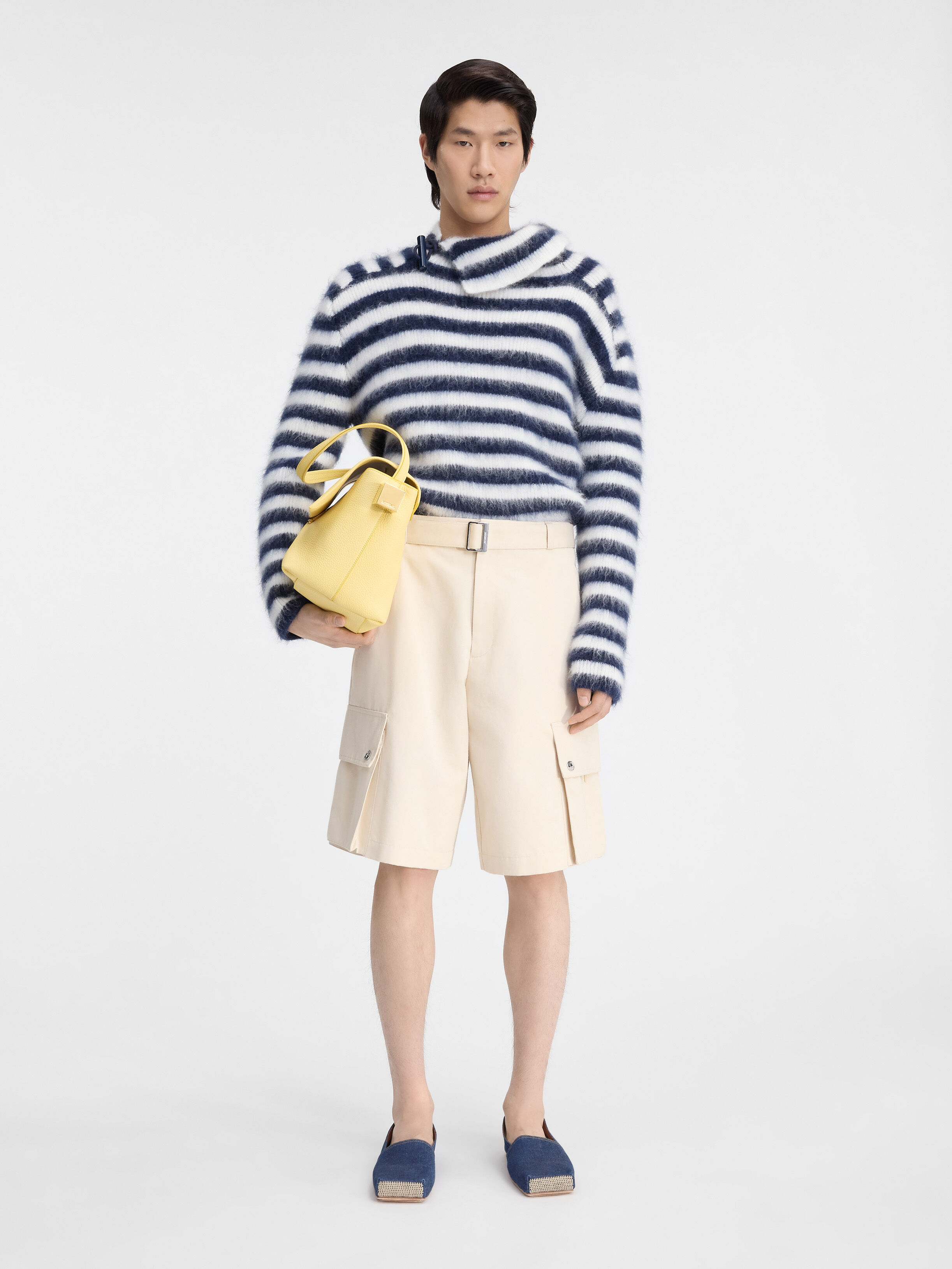 

Шорты-карго с поясом JACQUEMUS The cargo bermuda shorts, бежевый