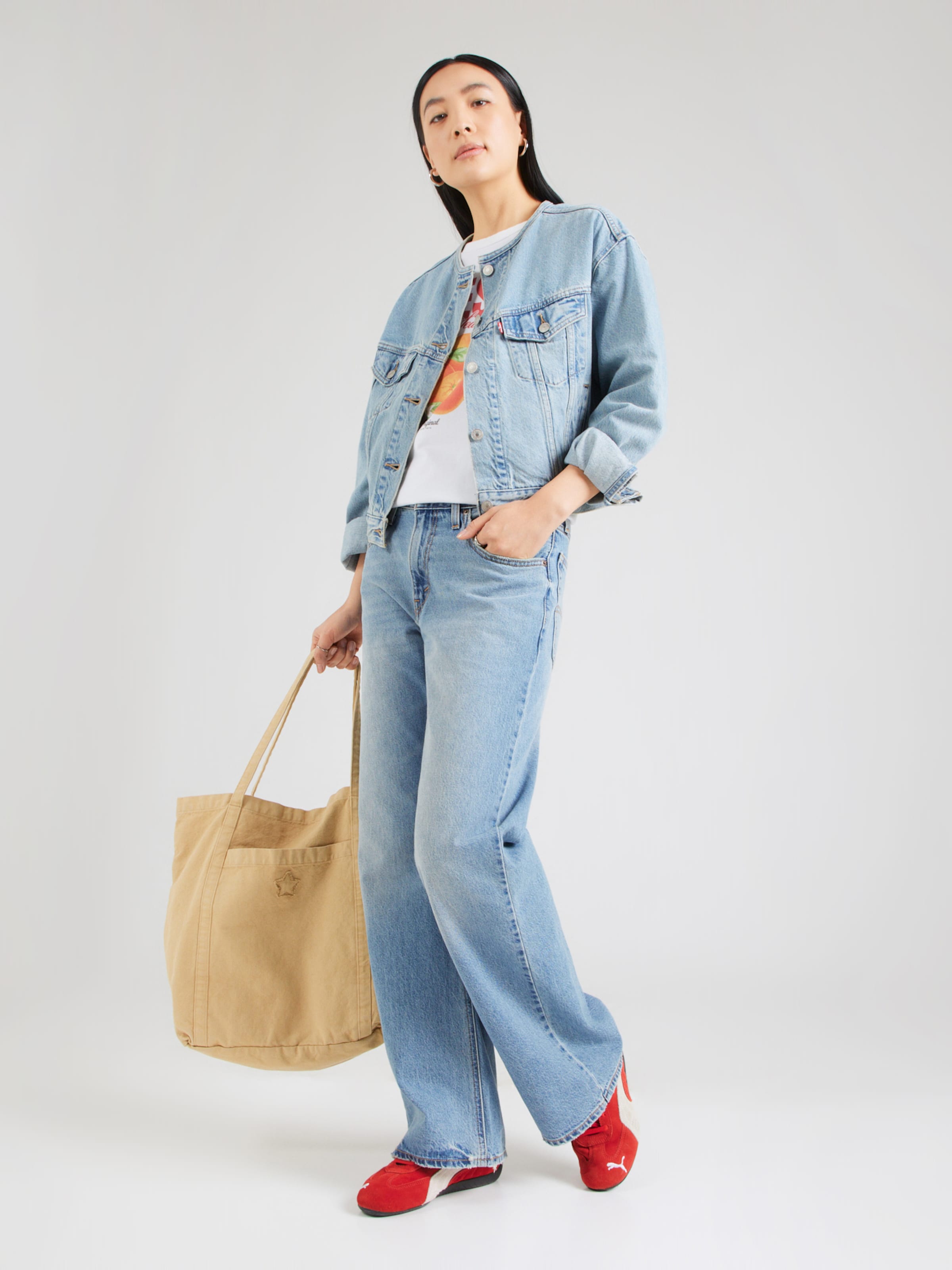 LEVI'S  Куртка межсезонная 'Collarless Shrunken '90s Trucker Jacket' в синем дениме — фото 4