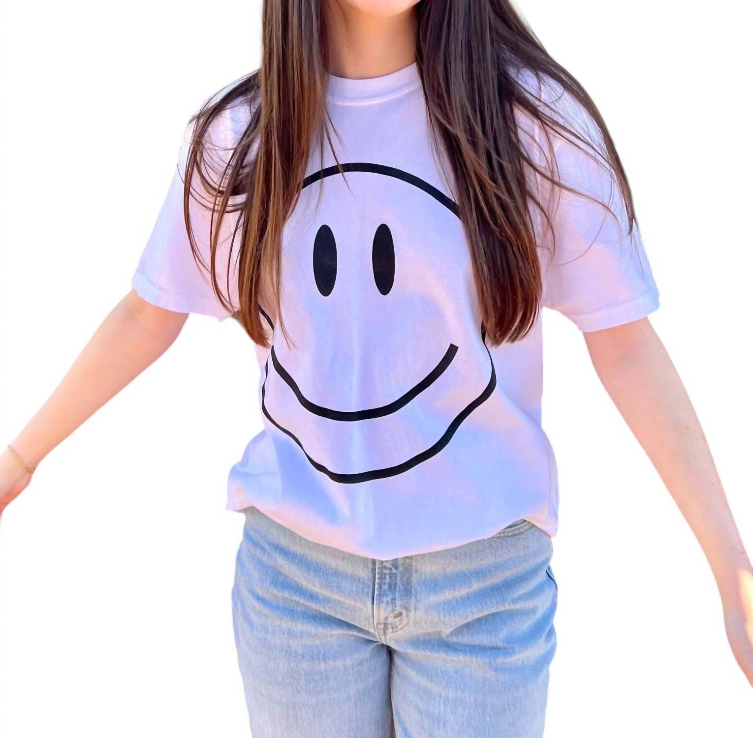 

Футболка All Smiles Here в белом цвете The Diamond Label