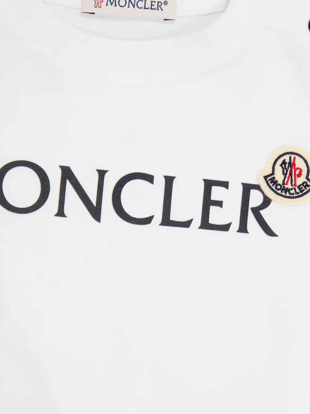 Комплект из футболки и шорт с логотипом Moncler Enfant, белый — фото 3