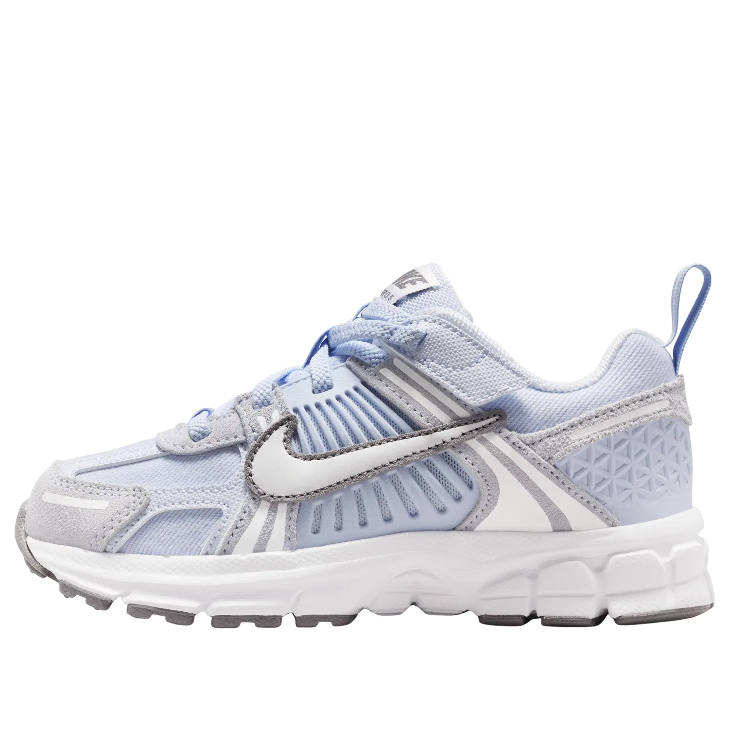 Кроссовки Nike Air Zoom Vomero 5 'Football Grey Pencil Point' IO7466-002, серый