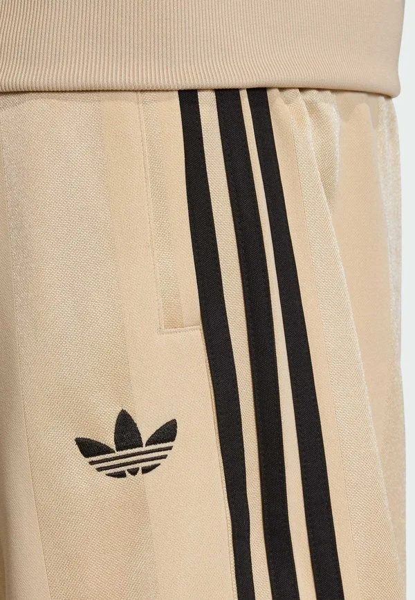 Шорты оверсайз Adidas Originals, Stone Khaki — фото 4
