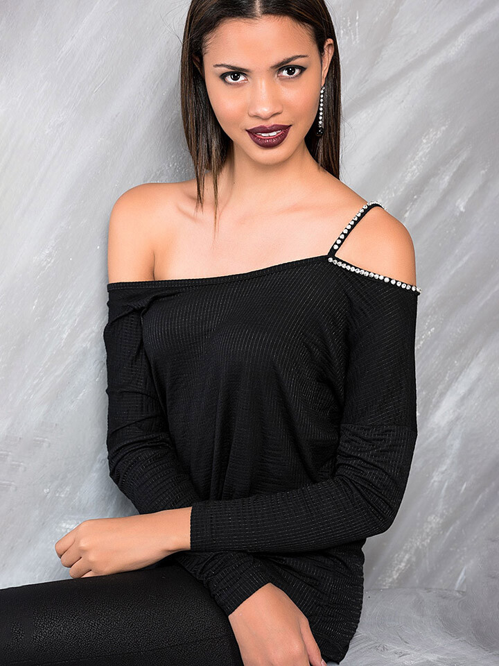 

Блуза Milan Kiss, черный