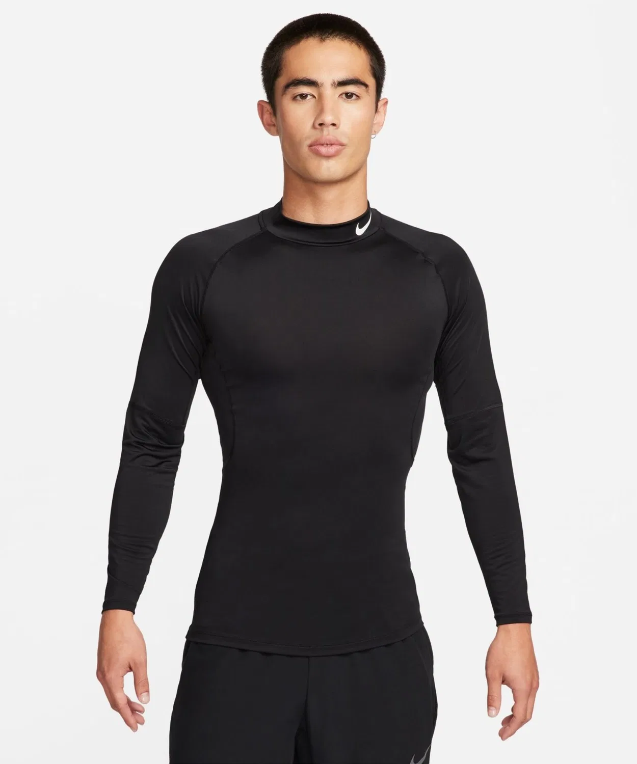 Футболка Nike Pro Dri-FIT Tight Mock L/S чёрная