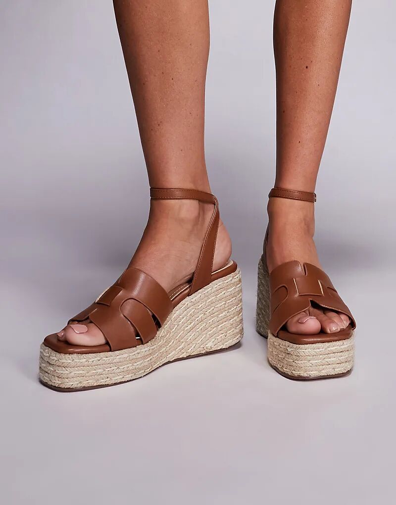 Босоножки на танкетке SIMMI Shoes Bellamy бежевого цвета — фото 3