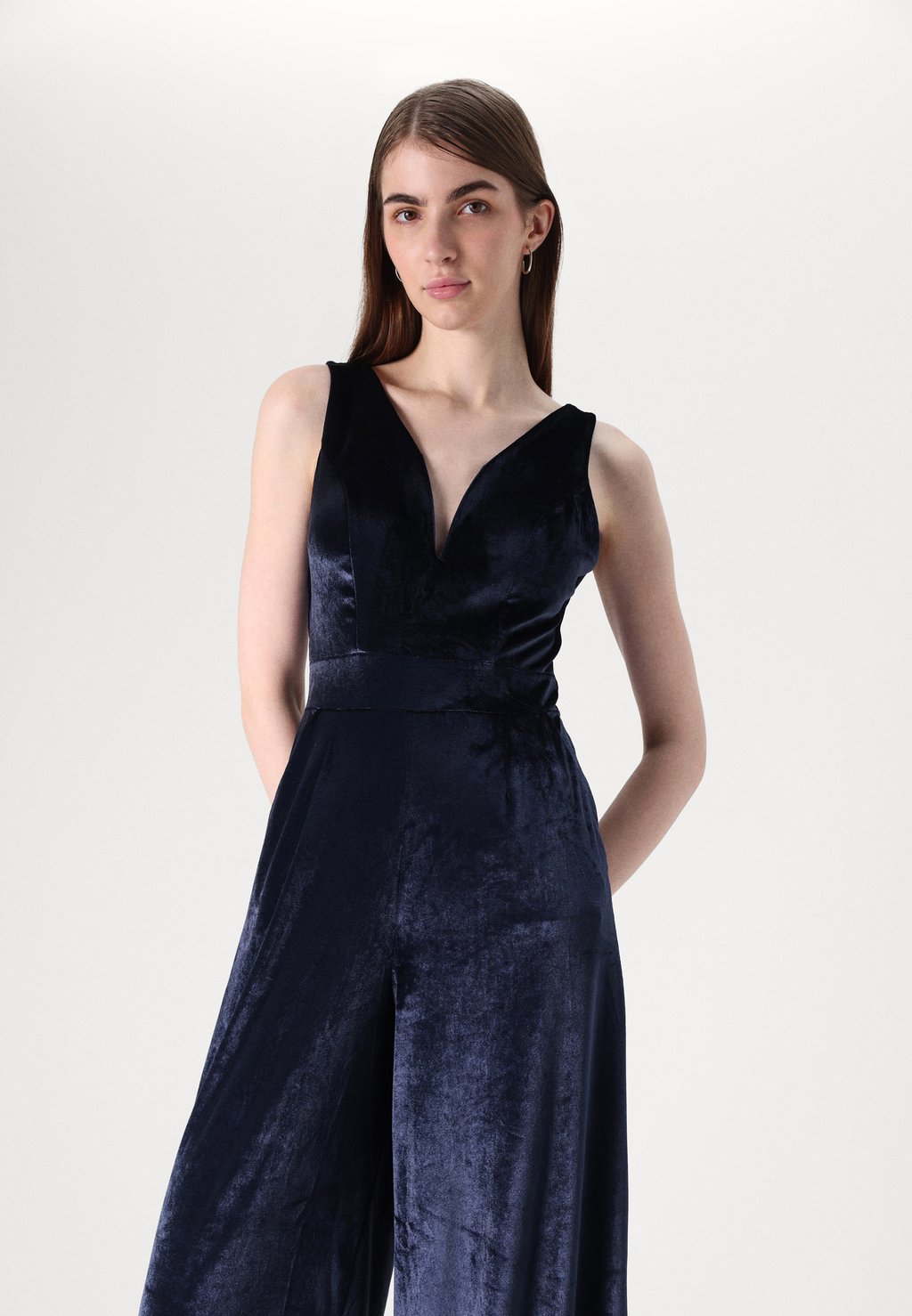 

Комбинезон JACKIE WIDE LEG JUMPSUIT WAL G TALL, темно-синий