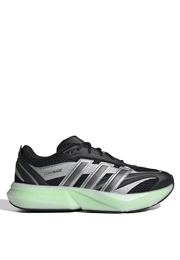 Кроссовки мужские Lightblaze Glow Adidas, черный/серебряный
