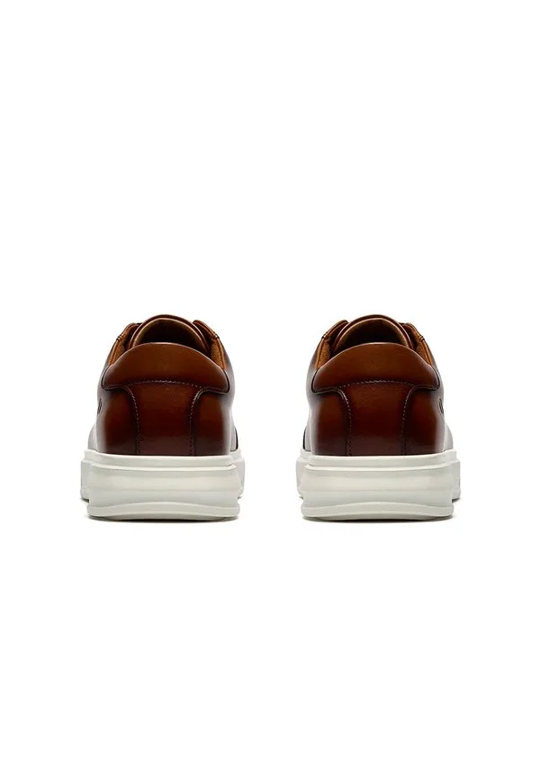 Кроссовки с галстуком goswell Clarks Originals, Braun — фото 4
