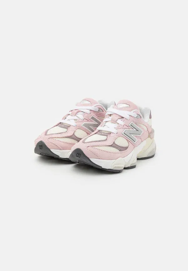 Кроссовки New Balance 9060, розовый/сахарный — фото 2
