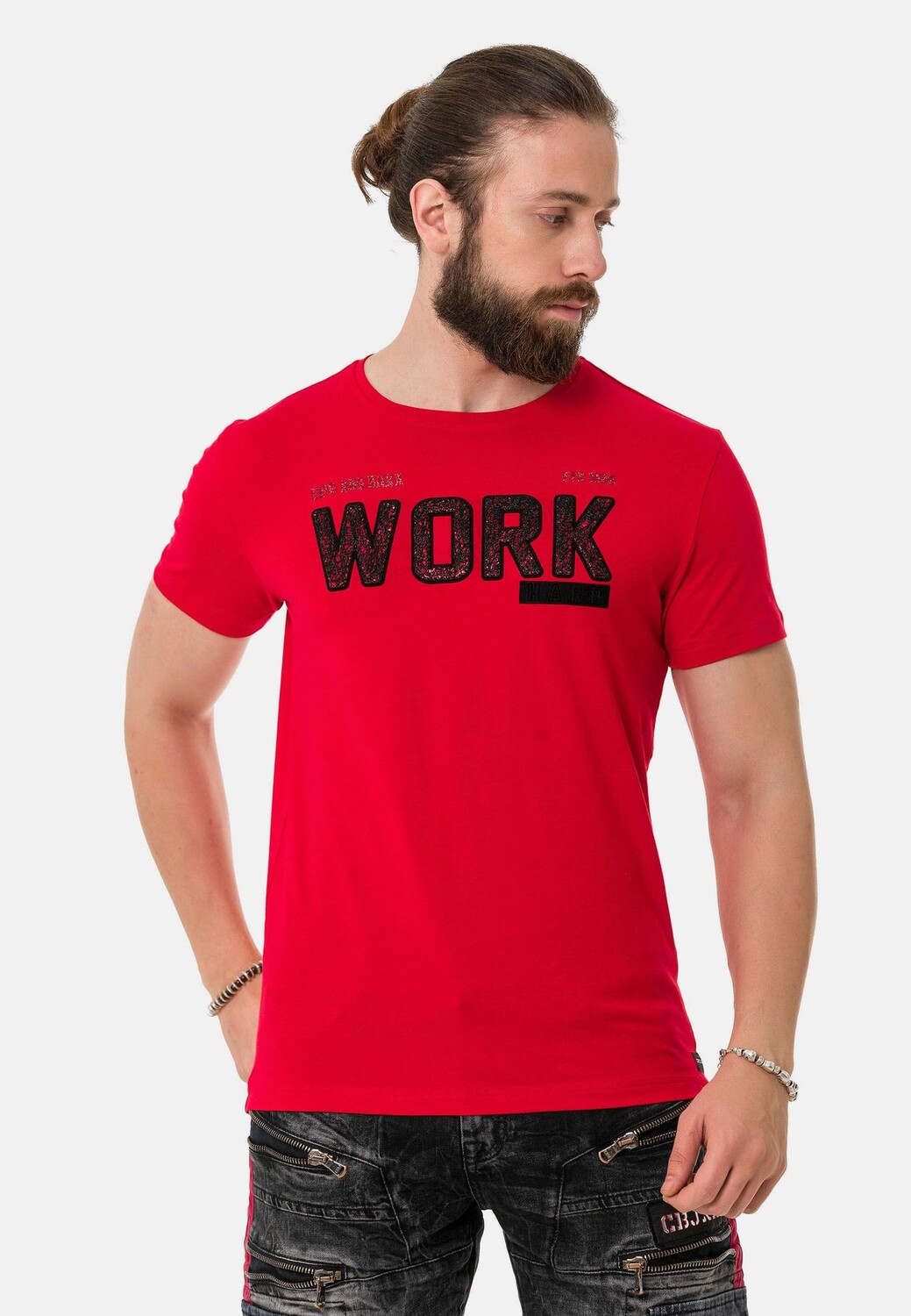 

Футболка с классным рабочим принтом CIPO & BAXX, красный