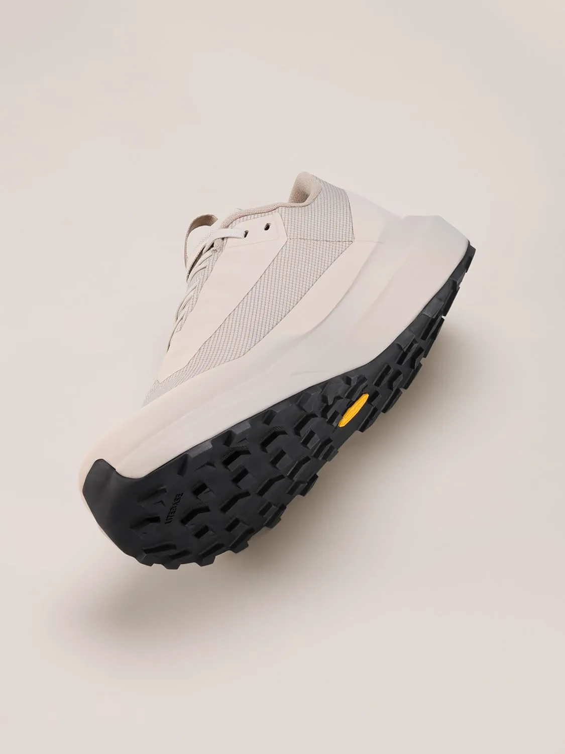 Мужские кроссовки Arc'teryx Norvan LD 4 GTX - Водонепроницаемые для трейлраннинга, предназначены для длительных пробежек в горах — фото 3