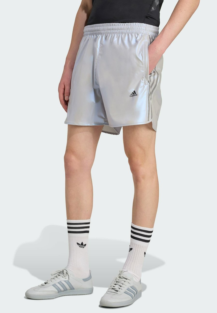 

Шорты Adidas Originals SUPERNOVA, Halo Silver/Silver-Coloured