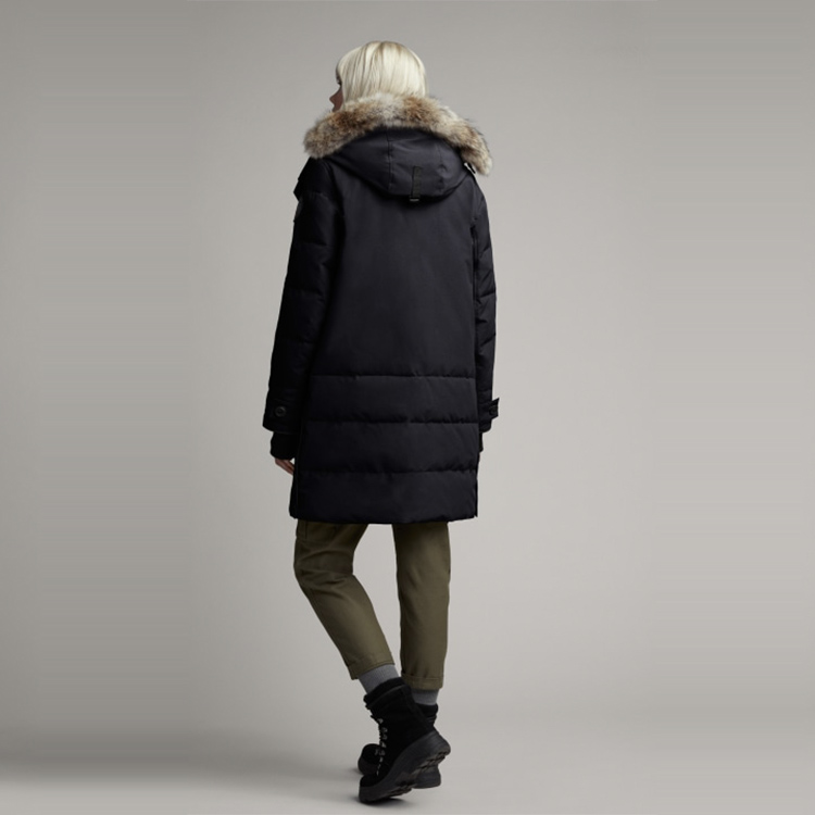Черная уценка Пуховики Женские Темно-синий Canada Goose — фото 4