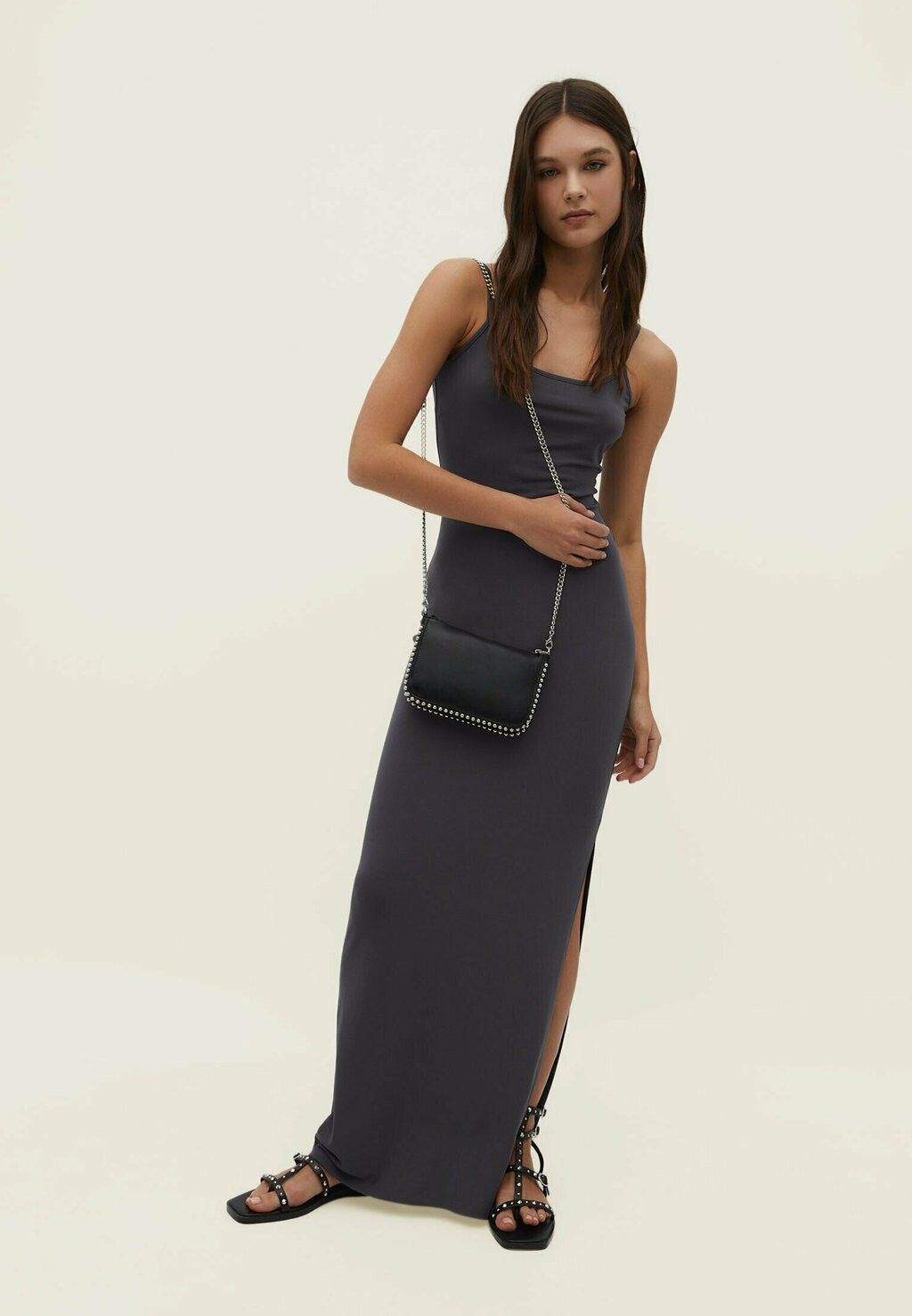 

Сумка через плечо Stradivarius, черный