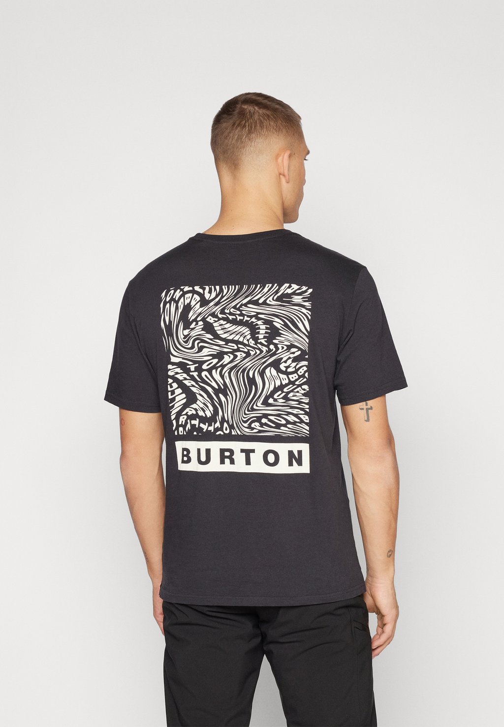 

Футболка с принтом DEJAVIEW TEE Burton, черный