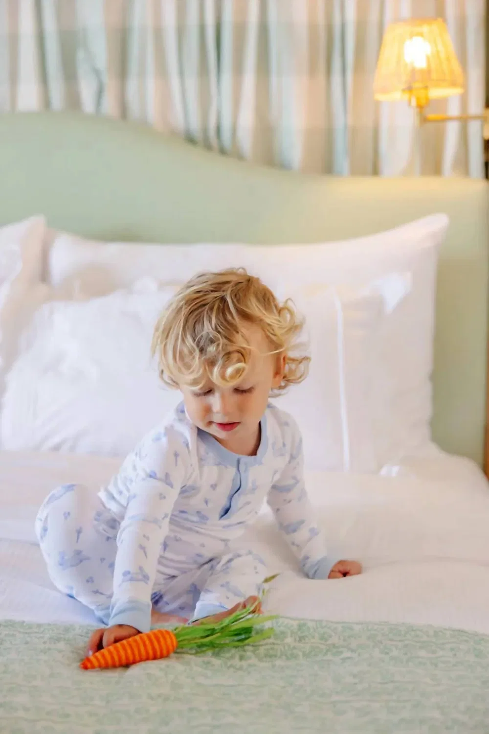 The Beaufort Bonnet Company Boy's Easter Sutton's Sweet Dream Set In Lindon Hill Hops With Palm Street Blue — фото 3