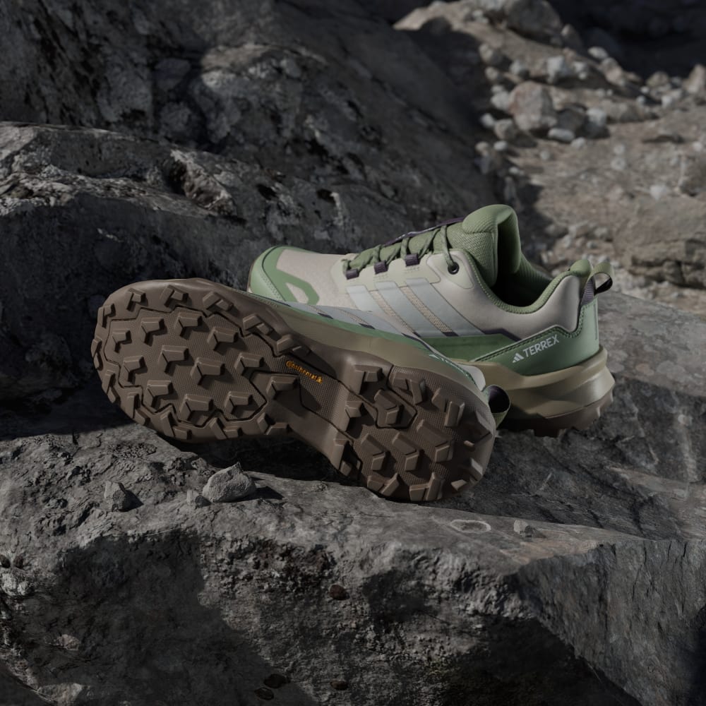 Кроссовки Adidas Terrex Skychaser Ax5 Hiking Shoes, цвет Beige/Grey Two/Tent Green — фото 3