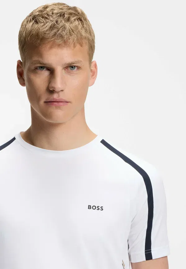 Футболка Boss Ts_Toc game 2 print, белый — фото 4