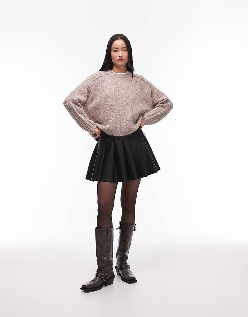 

Свободный вязаный свитер в рубчик Topshop