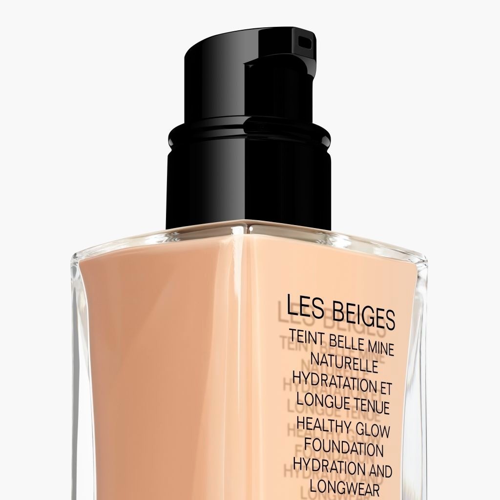 Тональный крем для лица les beiges foundation Chanel, b10 - beige, объем 30 мл — фото 2