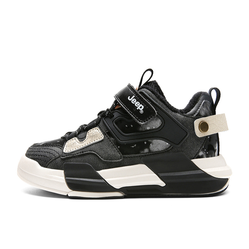 

Низкие детские скейтбординговые кроссовки Domineering Black Kids' Jeep