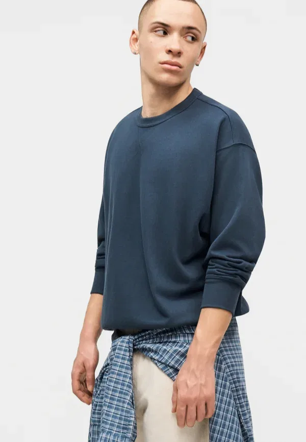 Толстовка с круглым вырезом Gap, модель Boxy crew, цвет винтажный синий — фото 4