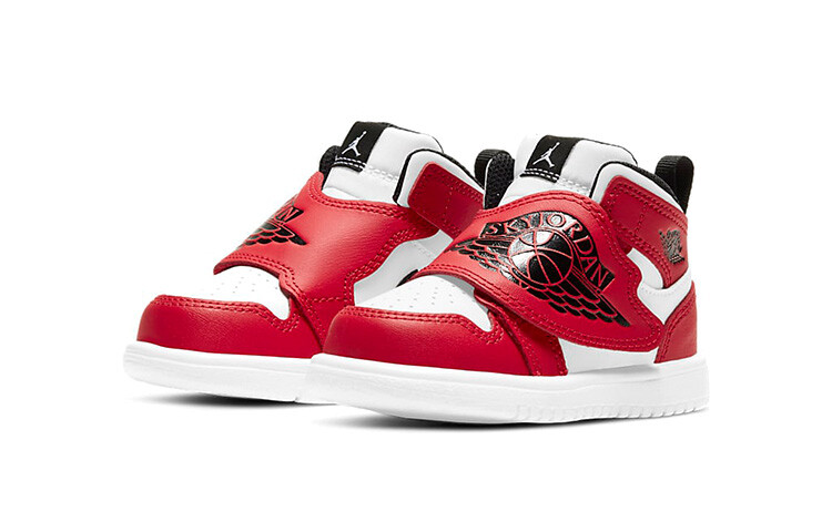 Кроссовки Jordan Sky Jordan 1 White Black University Red TD — фото 3