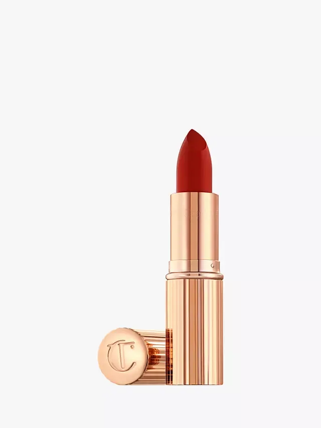 Помада KISSING, такая красная Charlotte Tilbury