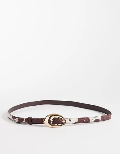 

Коричневый ремень с коровьим принтом New Look