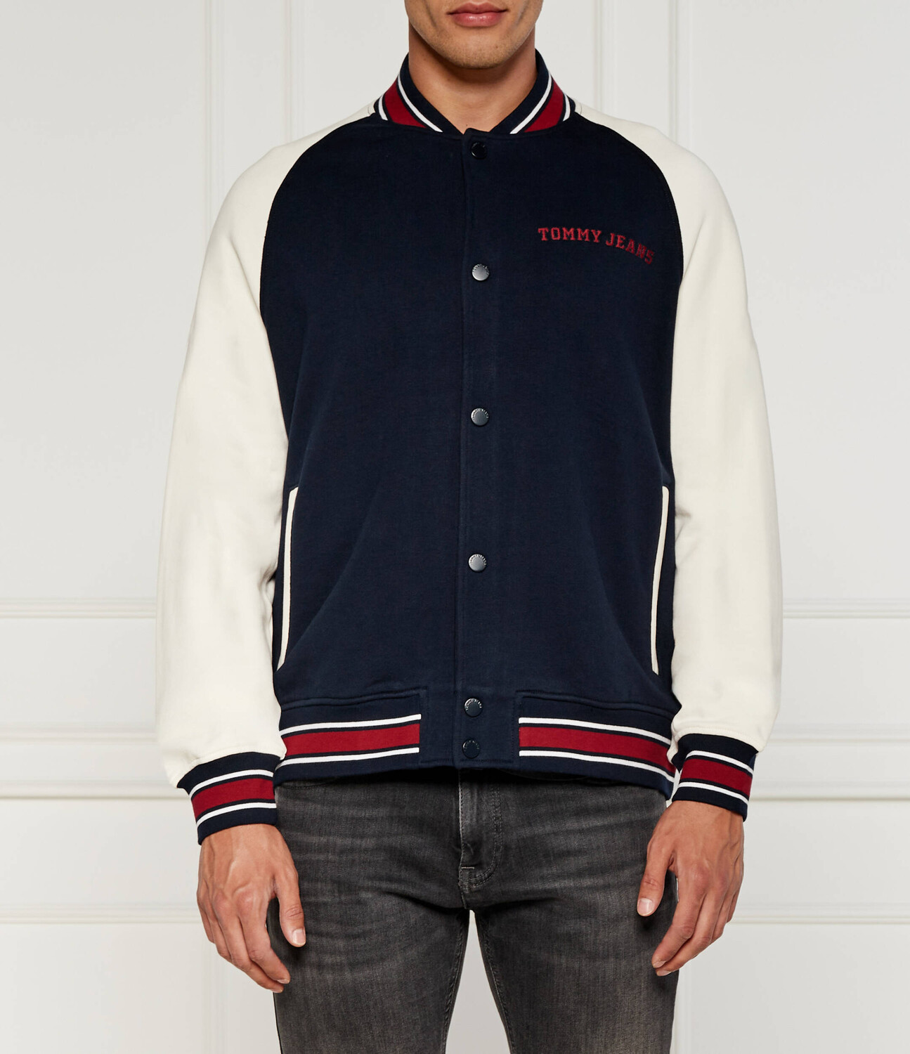 

Куртка Tommy Jeans Regular Fit, темно-синий