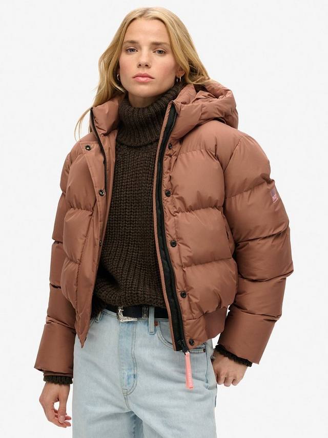 

Спортивная куртка-бомбер из фугу с капюшоном Superdry, цвет Nutmeg Spice Brown