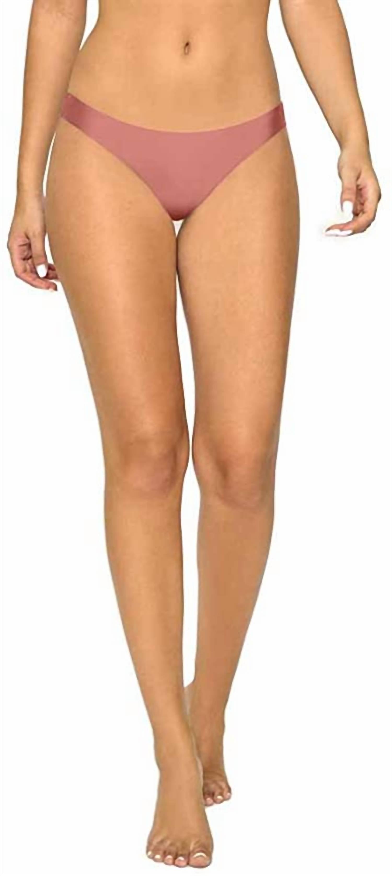 

Плавки бикини Teeny Reversible Seamless Scoop Low Rise в цвете Dusty Rose PQ Swim
