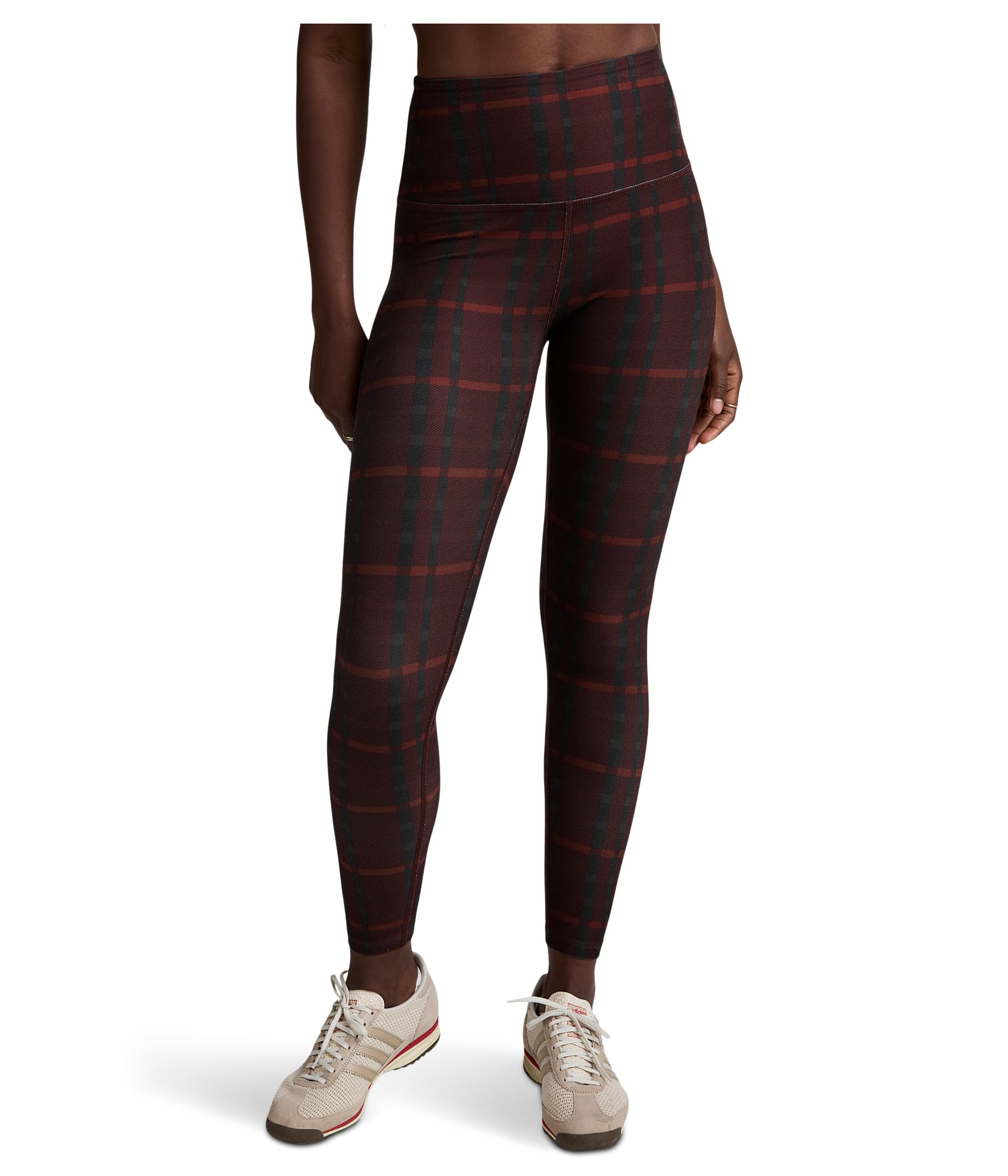

Брюки Beyond Yoga Softmark Caught in The Midi High Waisted Leggings, цвет Dark Cherry Preppy Plaid