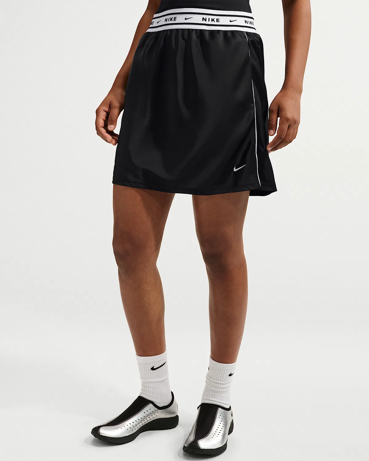 Женская атласная юбка Nike Sportswear, Black/Sail — фото 2