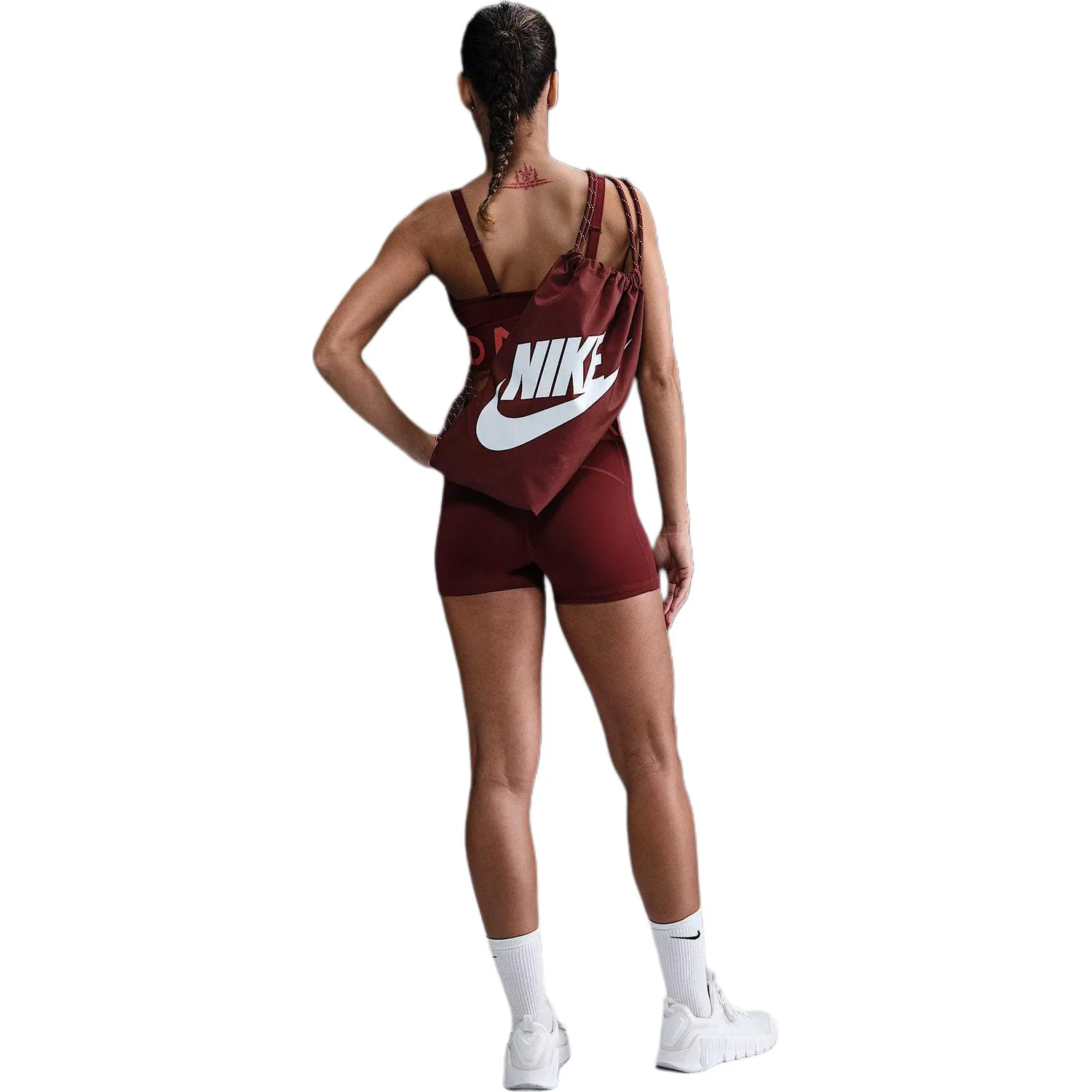 Спортивный бюстгальтер Pro Indy Plunge с поддержкой и мягкими чашками Nike, Dark Red Team/Magic Ash/White — фото 4