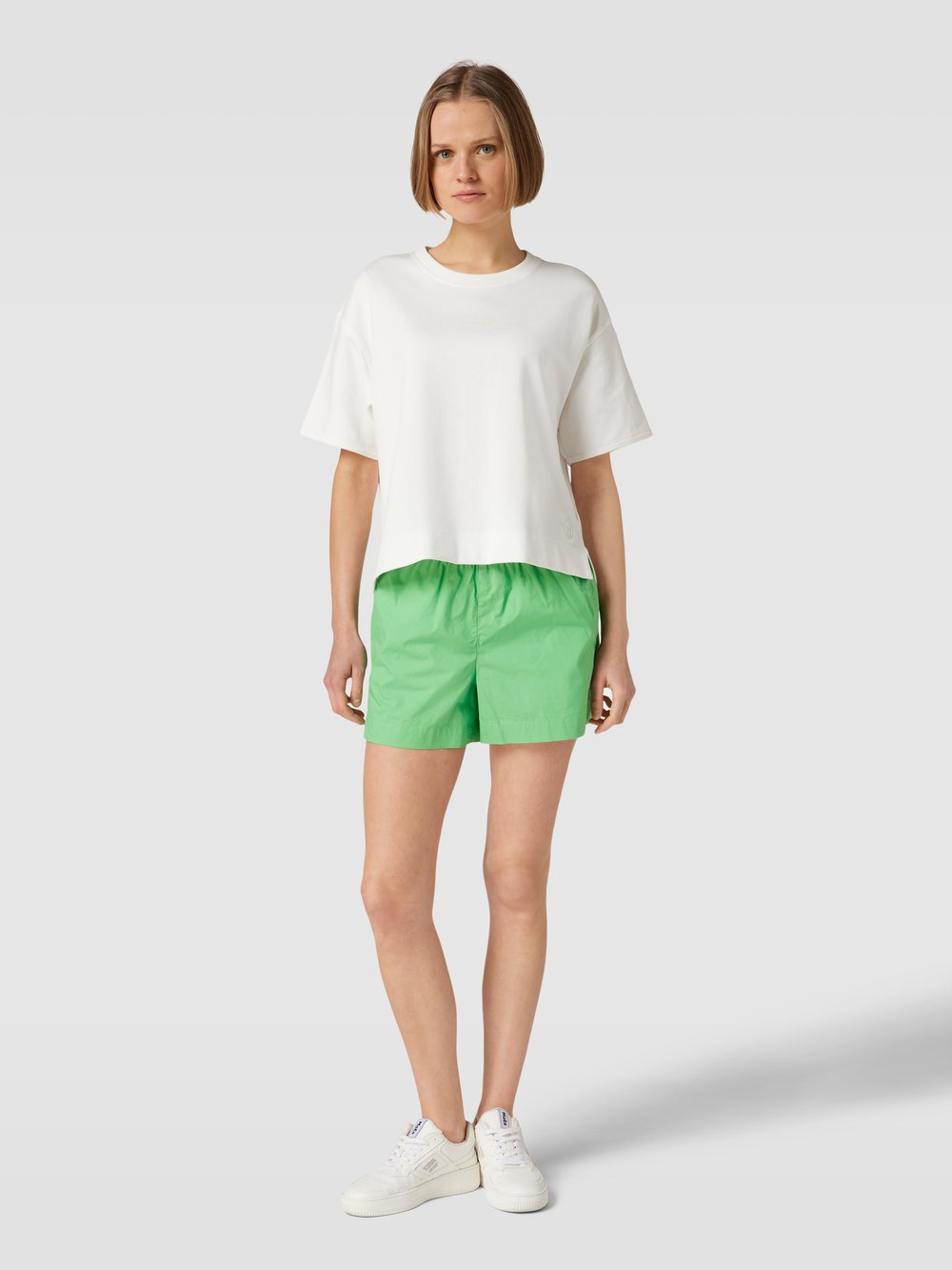 

Шорты с разрезами по бокам Knowledge Cotton Apparel, зеленый